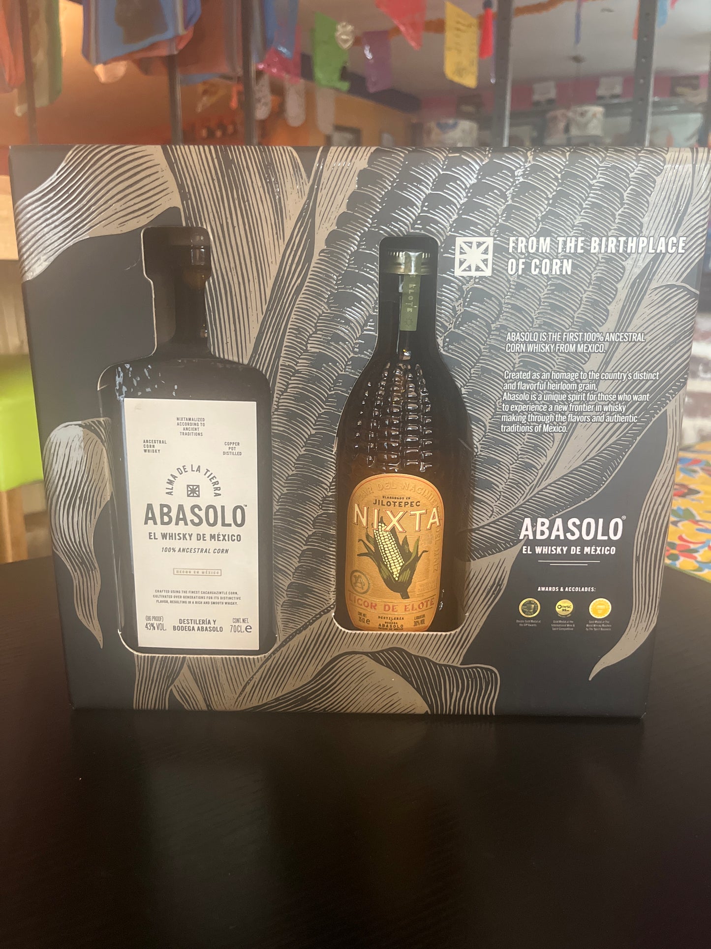 Coffre Whisky du Mexique + Liquer de Maïs